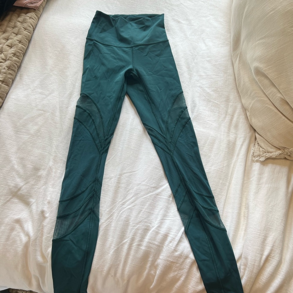 Turquoise lululemon leggings